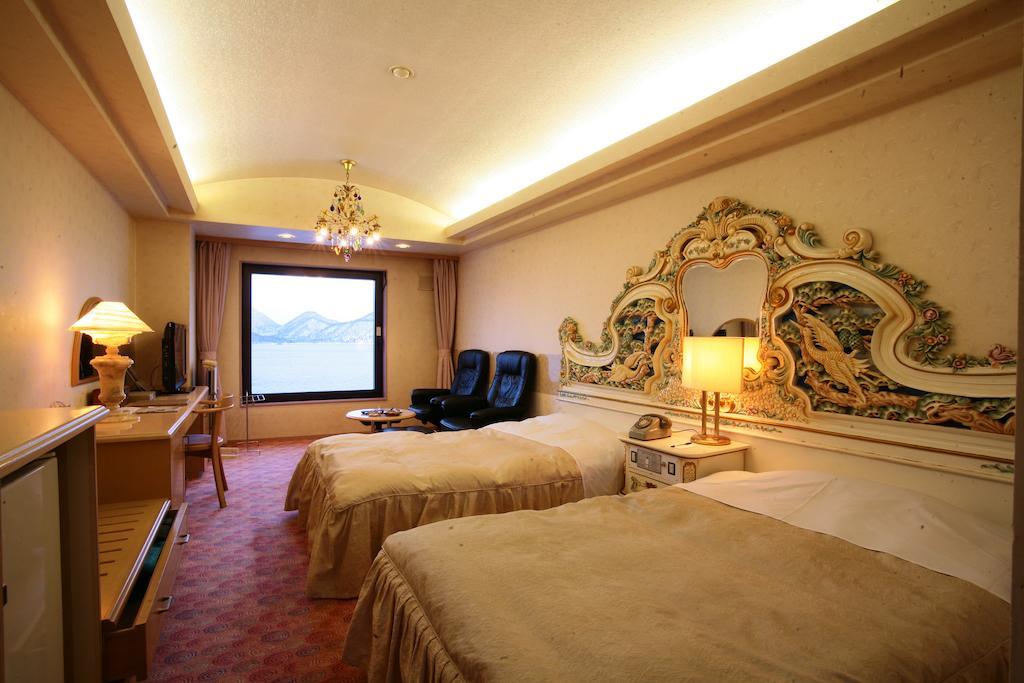 Toya Sun Palace Resort & Spa Sobetsu Exterior photo