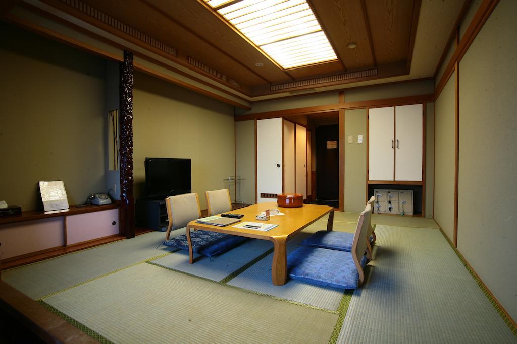 Toya Sun Palace Resort & Spa Sobetsu Exterior photo
